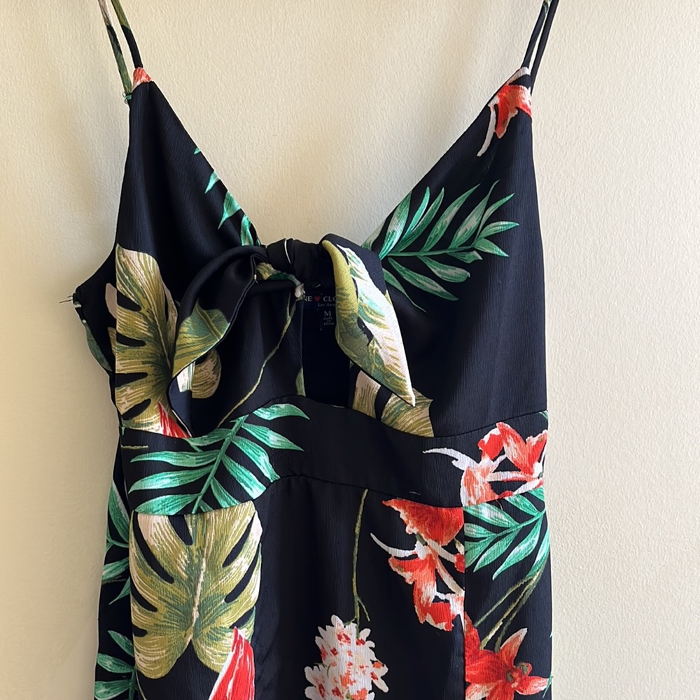 One Clothing Keyhole Floral Tie Dress